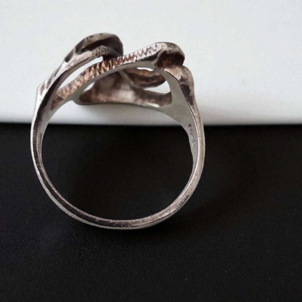 Vintage Sterling Silver Ring - Picture 5 of 16